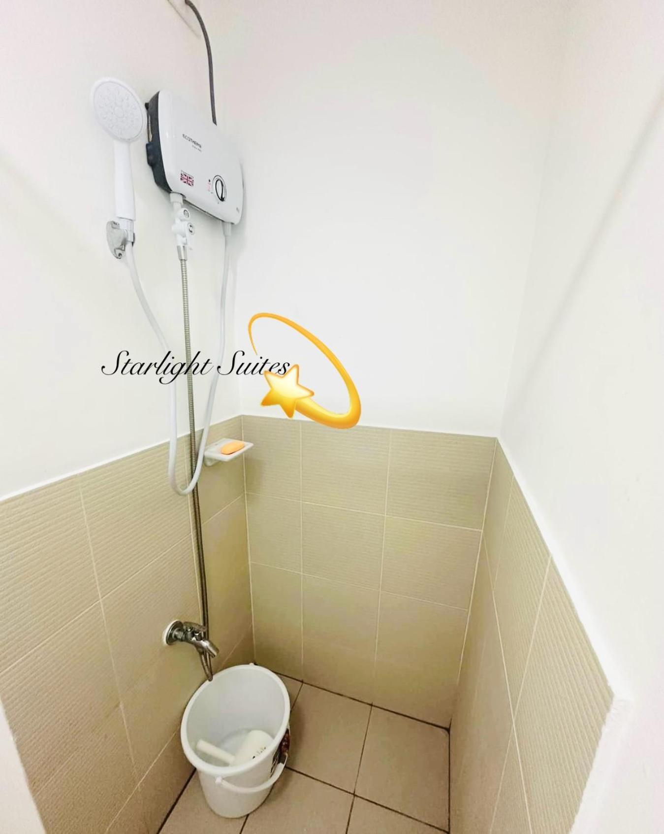 Trece Martires Starlight Suites מראה חיצוני תמונה