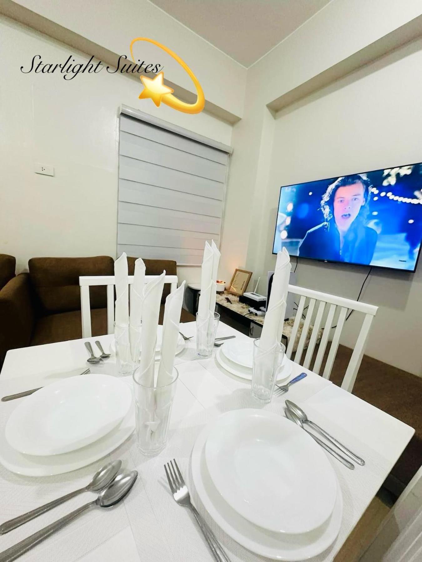 Trece Martires Starlight Suites מראה חיצוני תמונה
