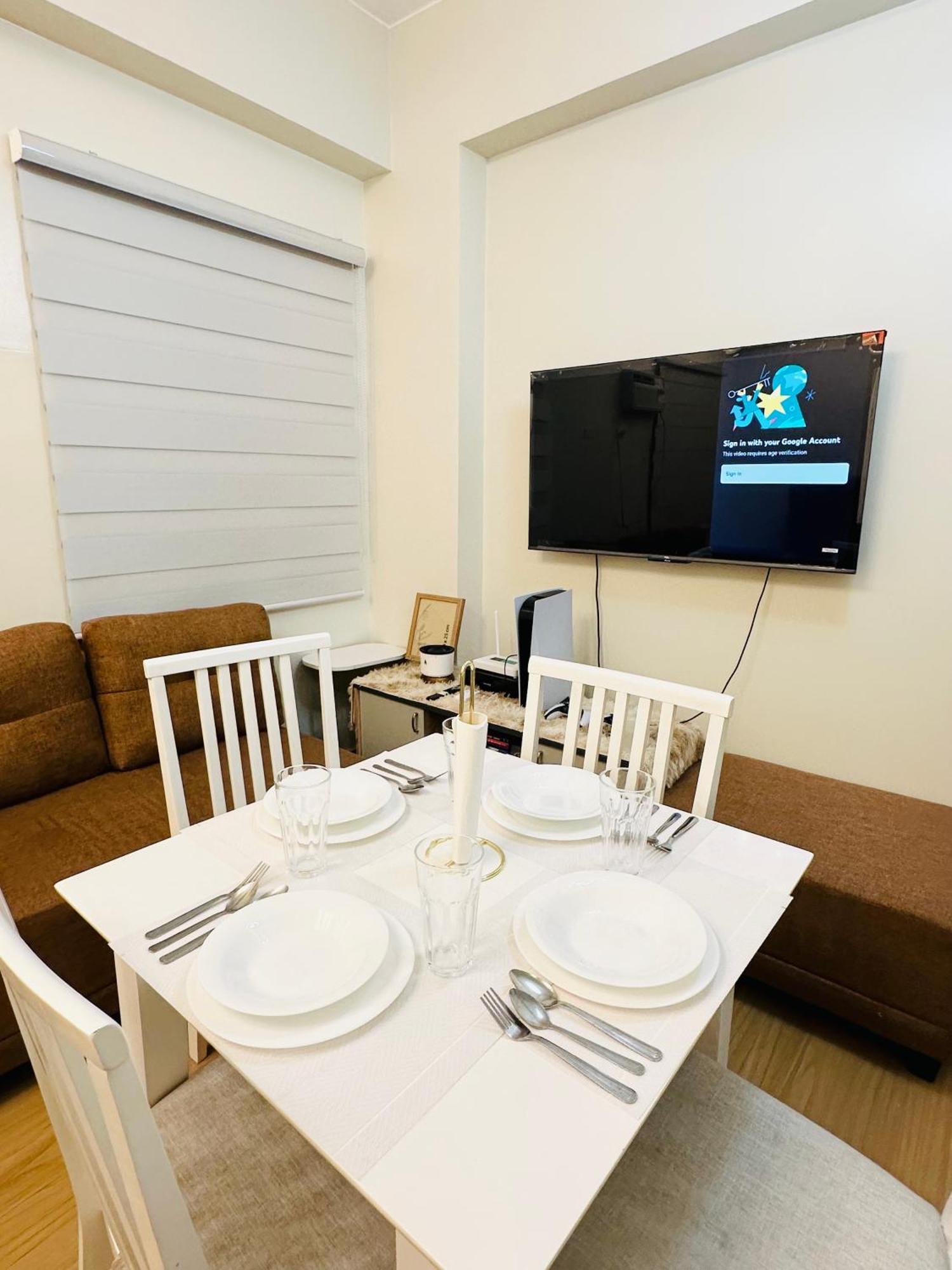 Trece Martires Starlight Suites מראה חיצוני תמונה